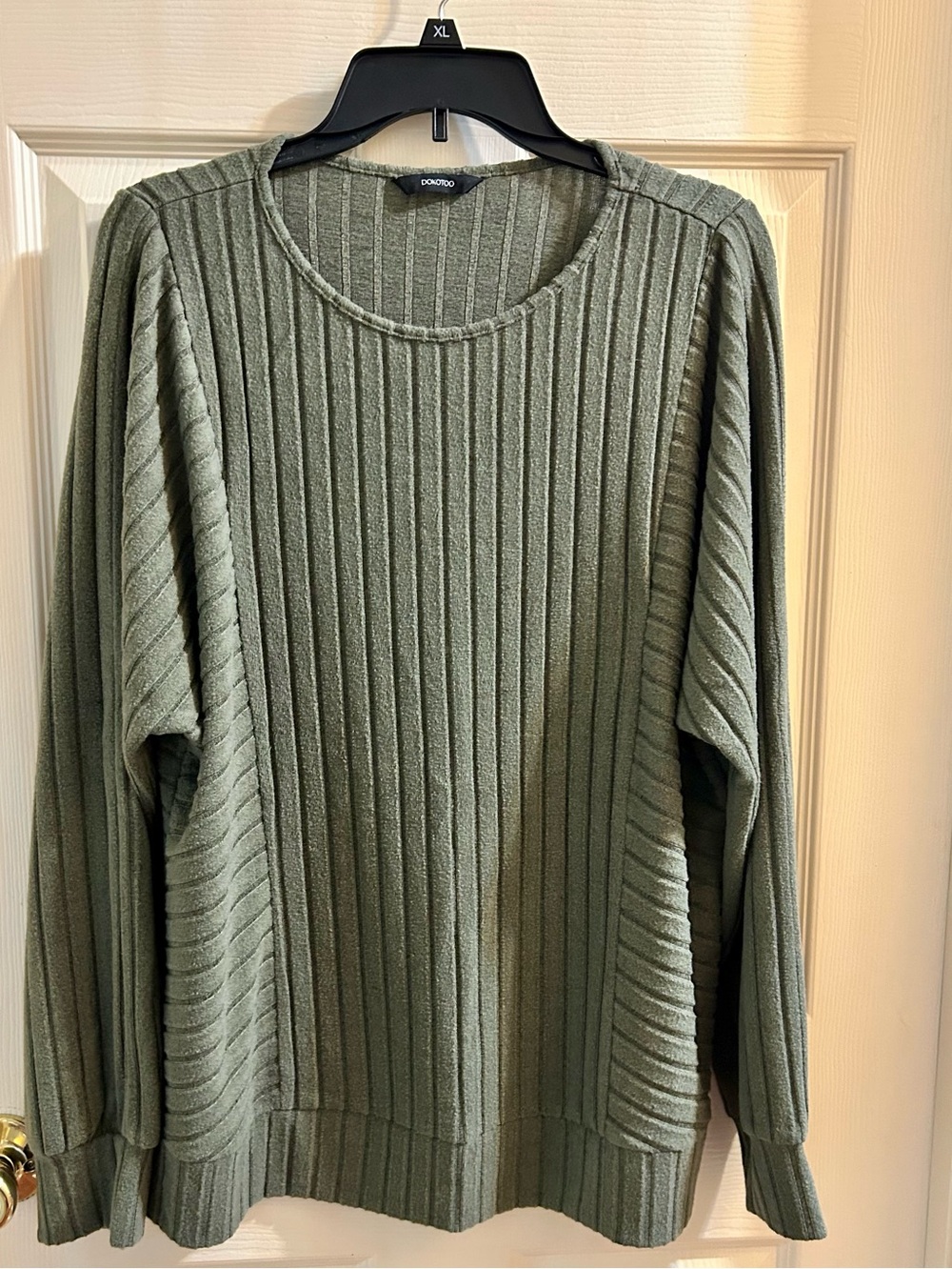 Donotdo Women's Ribbed Crewneck Sweater - Olive